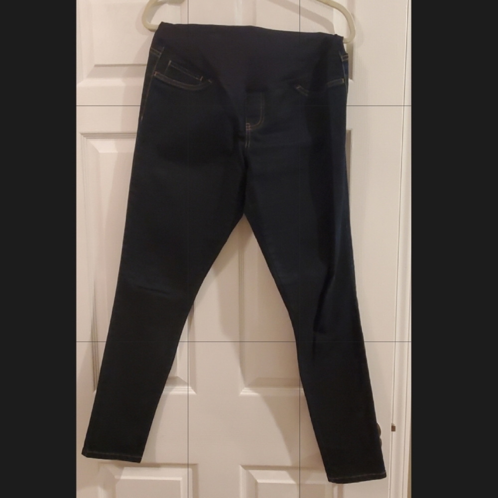 Maternity Skinny Jeans, New, Medium size